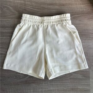 lululemon softstreme shorts
